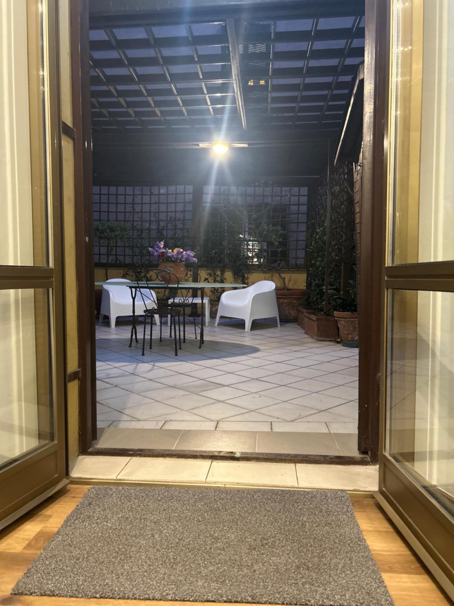 Termini With Terrace Apartment Rom